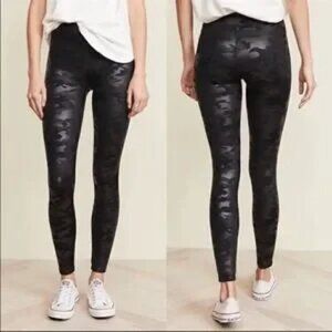 Spanx High Waist Camo Leggings Size Medium